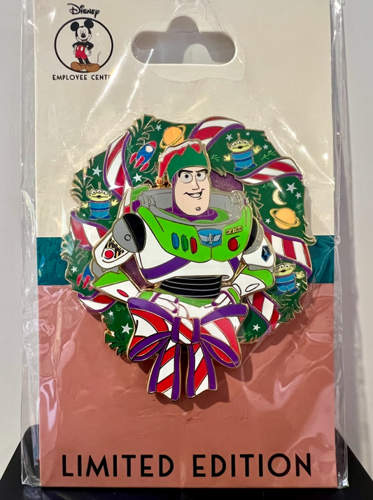 Disney DEC Buzz Lightyear Christmas Wreath Pin LE 400